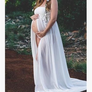 NWOT MATERNITY PHOTOSHOOT DRESS